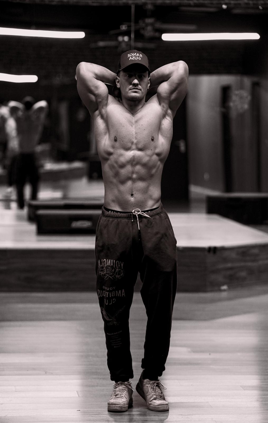 Lukas Grabenbauer - Online Fitness Coach und Personal Trainer f&uuml;r Muskelaufbau und K&ouml;rpertransformation